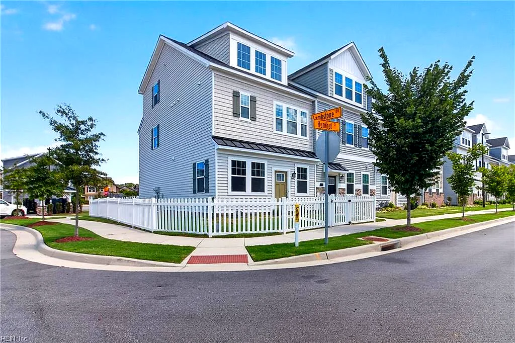 433 Asuza ST, CHESAPEAKE VA 23323