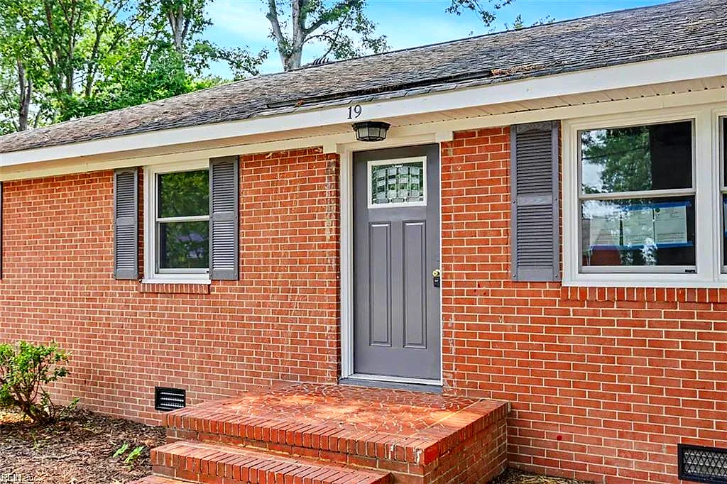 19 Bird Ln, Newport News — photo