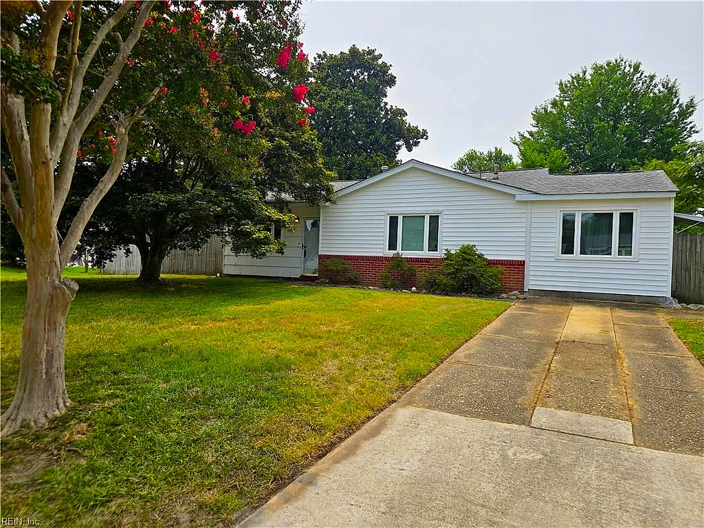 4721 Lonewillow LN, VIRGINIA BEACH VA 23455