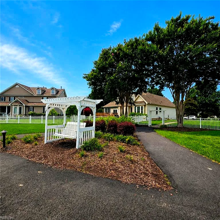 23141 Harbor Towne Dr, Carrollton — photo
