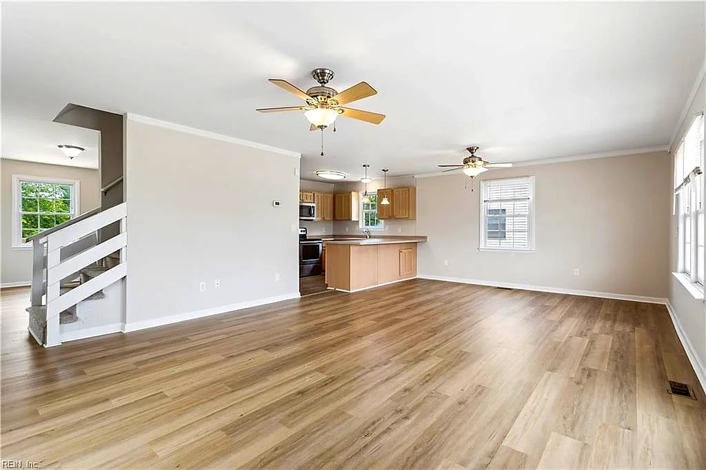 11 Bonita Dr, Hampton — photo
