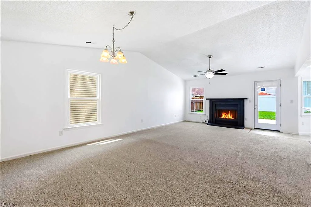 1817 Sharbot Cir, Virginia Beach — photo