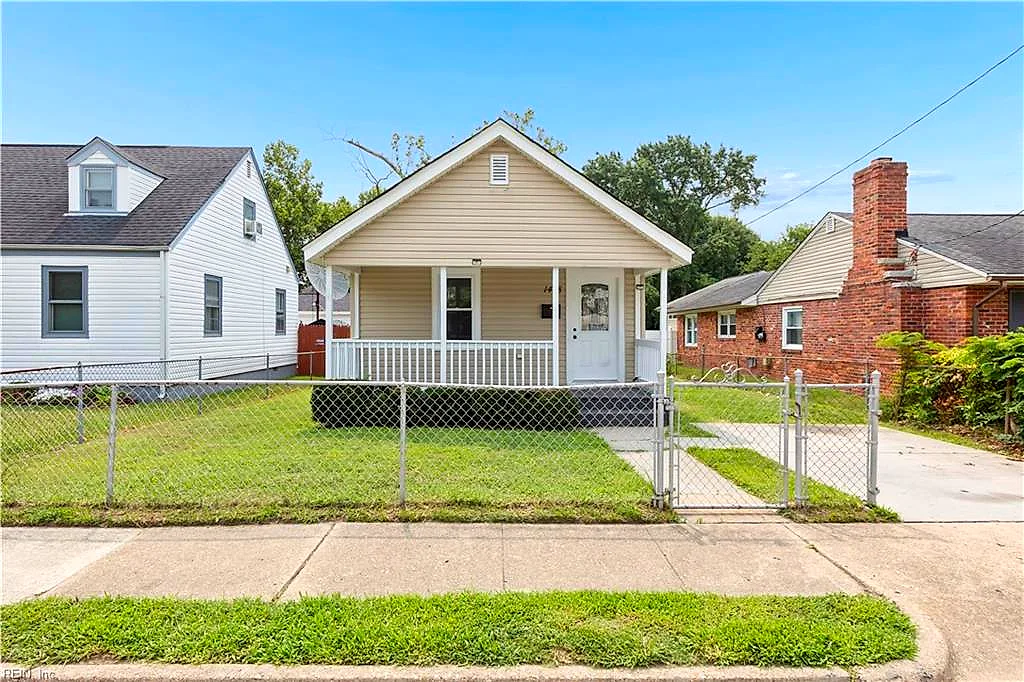 1418 Victoria BLVD, HAMPTON VA 23661