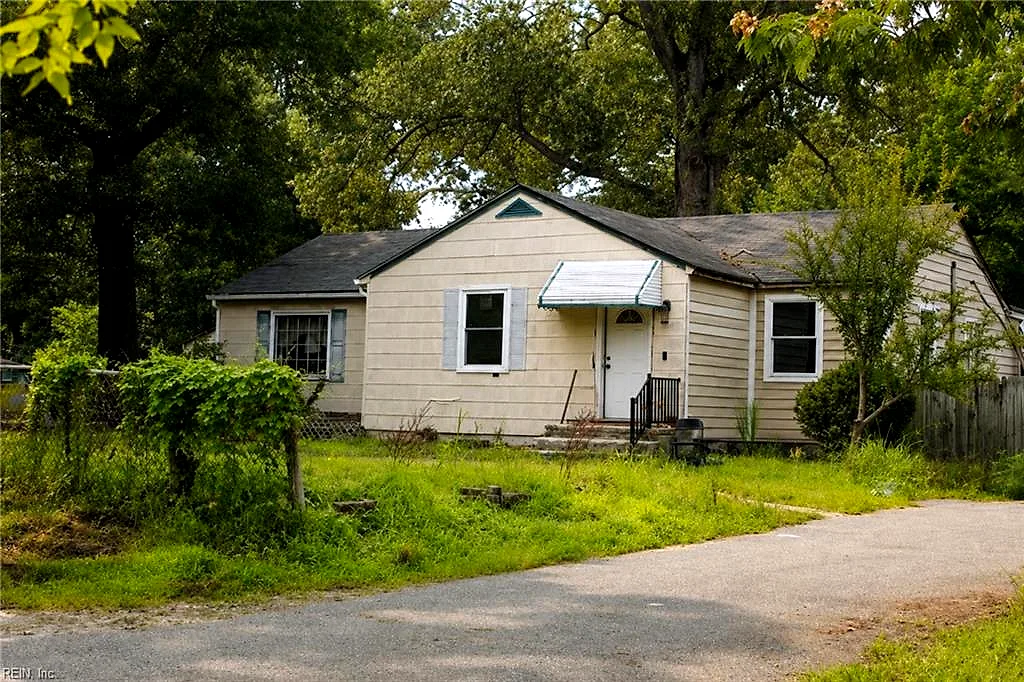 2008 Girard Ave, Chesapeake — photo