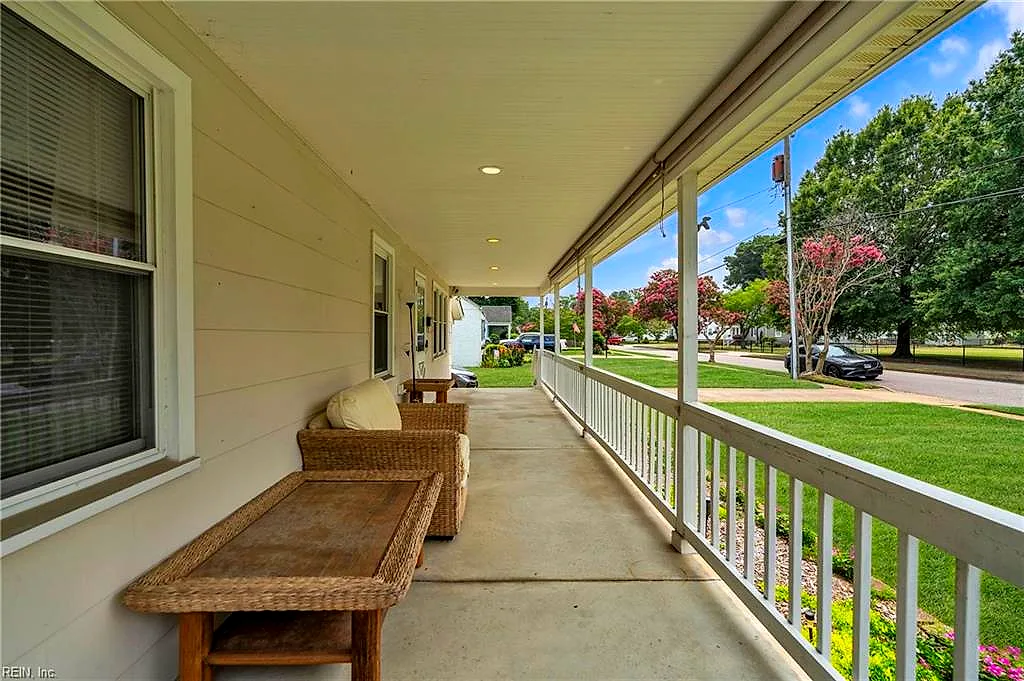 2446 Woolsey St, Norfolk — photo