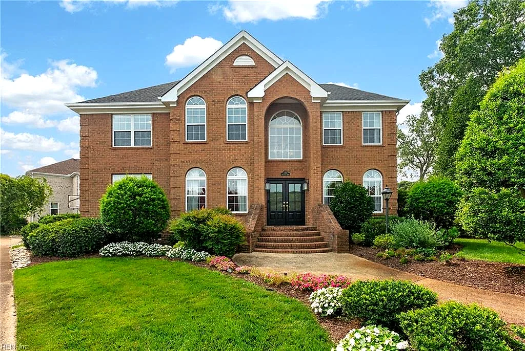 1700 Maze Hill MEWS