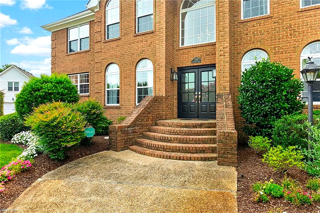 1700 Maze Hill Mews, Virginia Beach — photo
