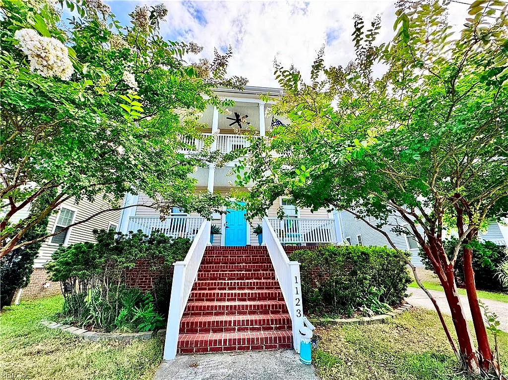 1123 W Ocean View Ave, Norfolk — photo