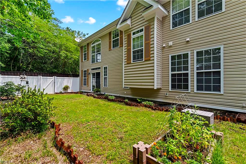 801 Mission Ave, Virginia Beach — photo