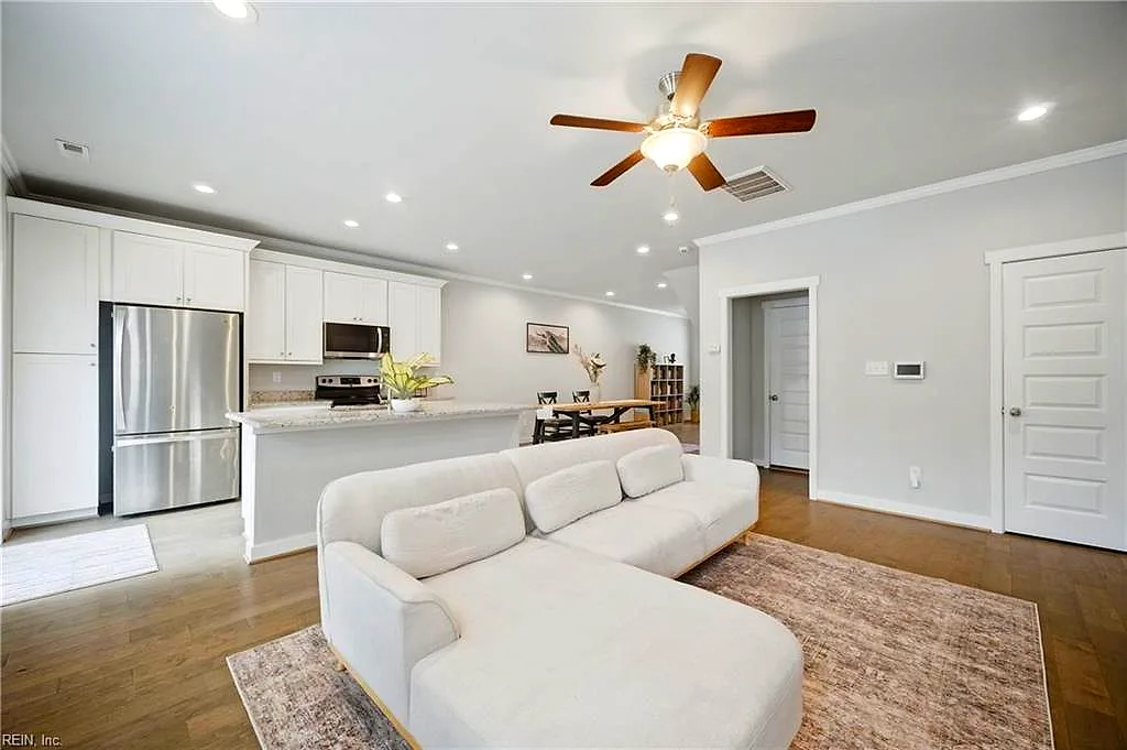 432 Charleston St, Chesapeake — photo