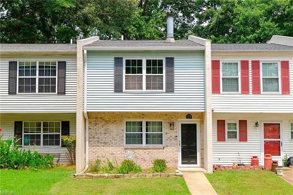 49 Oneonta DR, NEWPORT NEWS VA 23602