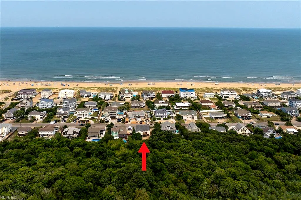 2581 Sandpiper Rd, Virginia Beach — photo