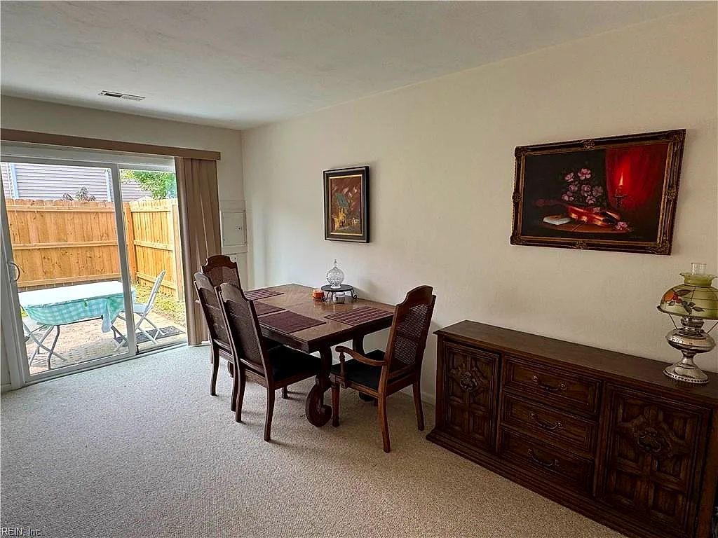3858 Staffordshire Ln, Williamsburg — photo