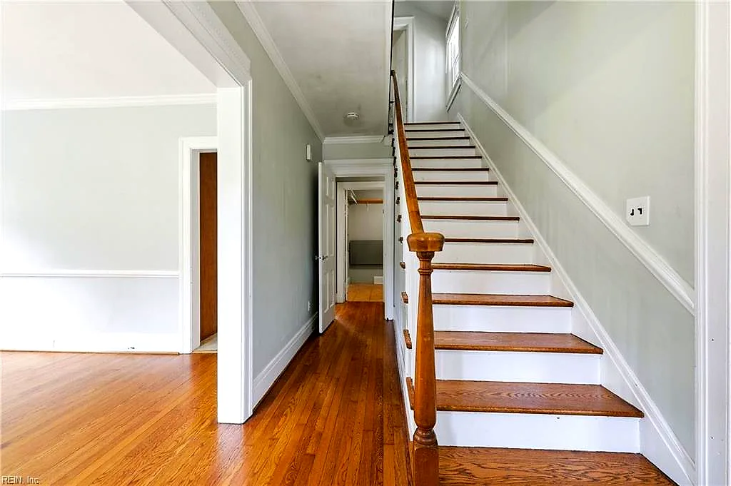 1547 Cedar Ln, Norfolk — photo