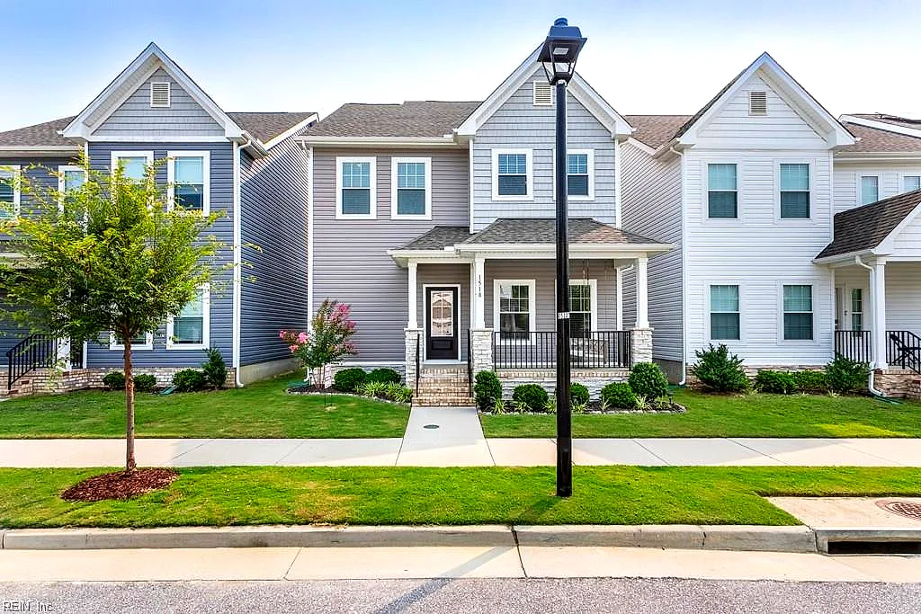 1518 Waltham LN, NEWPORT NEWS VA 23608
