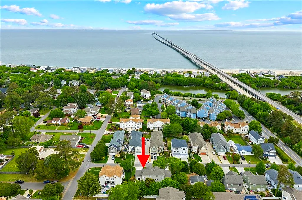 4821 Lee AVE, VIRGINIA BEACH VA 23455