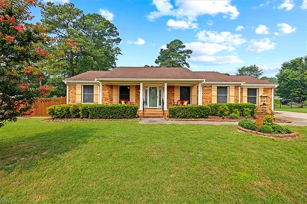 311 Sussex CT, SUFFOLK VA 23434