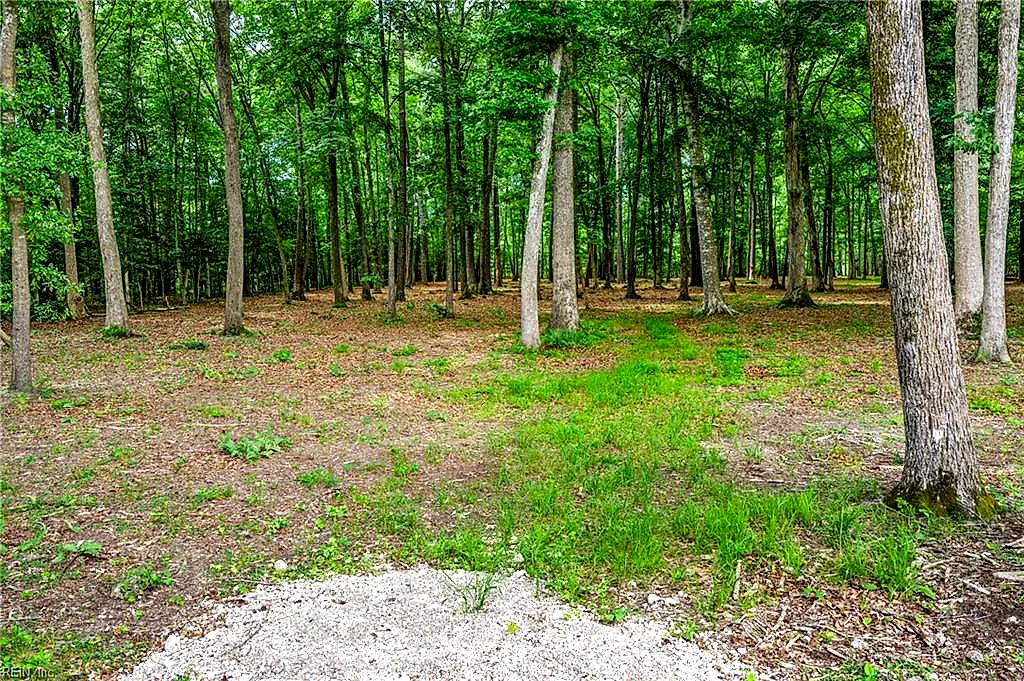 7.92ac Five Gables Woodlands, Gloucester — photo