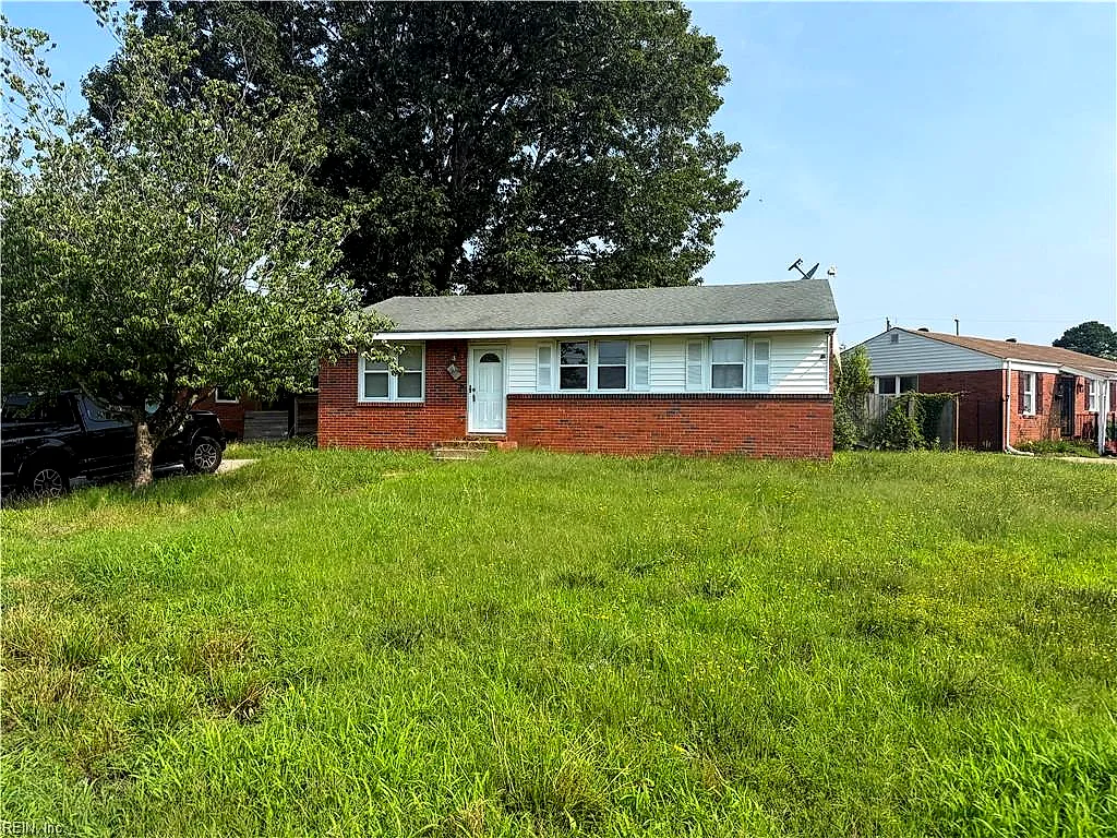341 Keith CT, CHESAPEAKE VA 23325