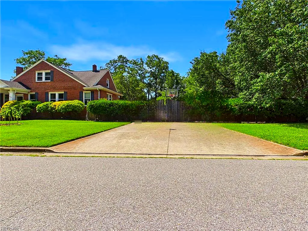 4127 W Greenway Ct, Portsmouth — photo