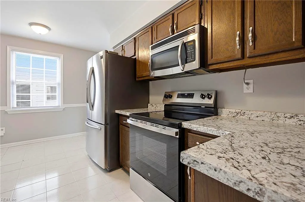 2065 Susan Lee Ln, Virginia Beach — photo