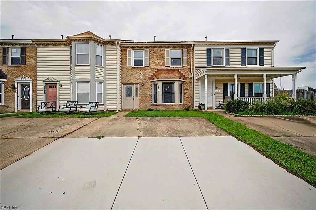 1651 Mantane Arch, Virginia Beach — photo