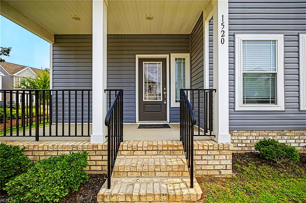 1520 Waltham Ln, Newport News — photo