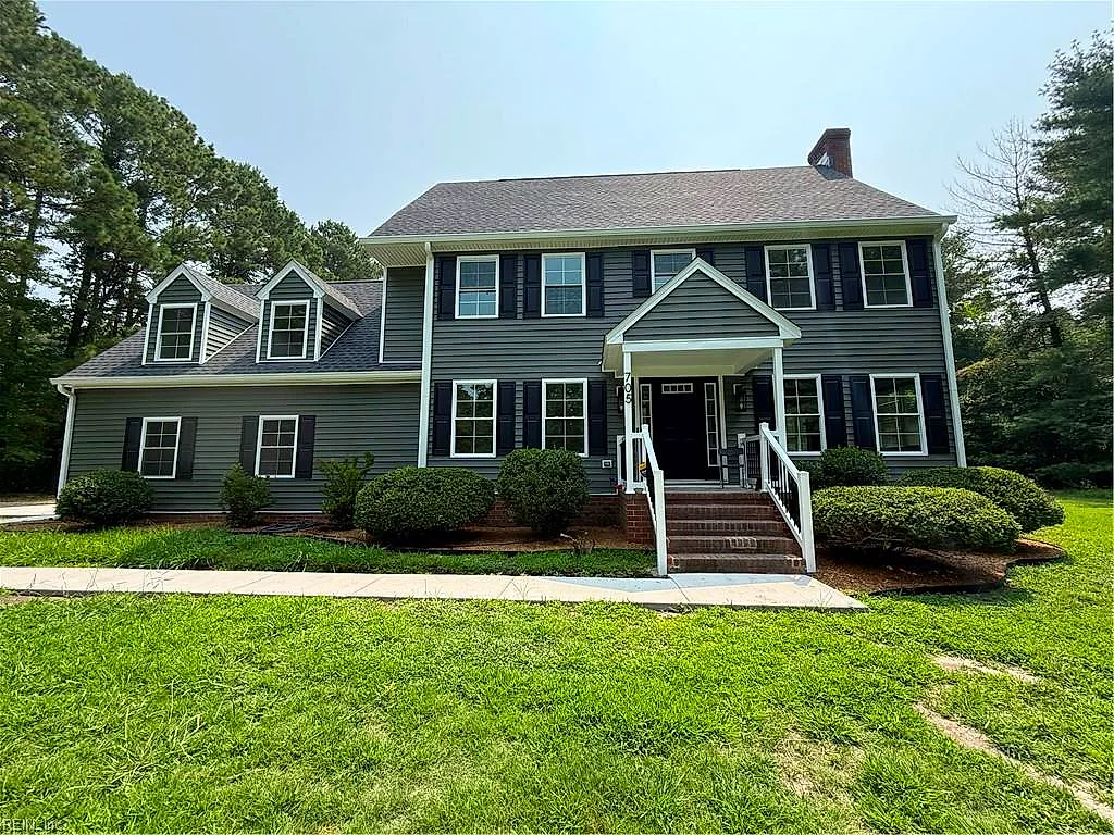 705 Pleasant Ridge Ct, Chesapeake — photo