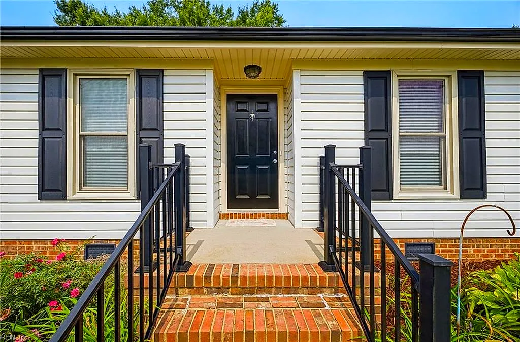 808 Rutherford Dr, Chesapeake — photo