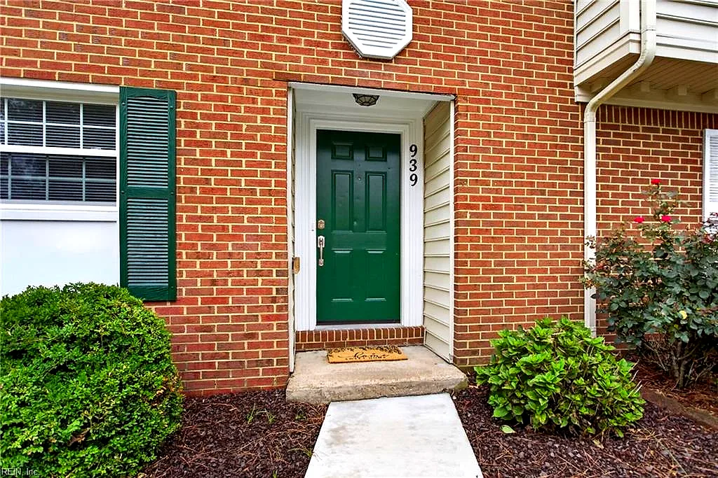 939 Still Harbor Cir, Chesapeake — photo