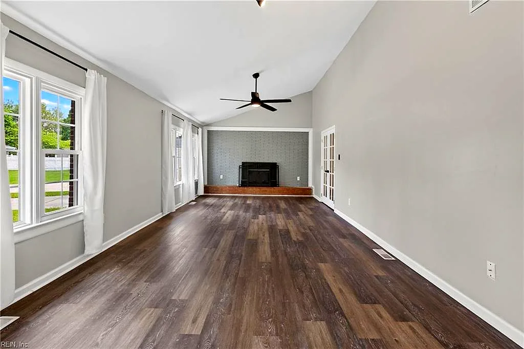 7018 Hunters Ct, Norfolk — photo