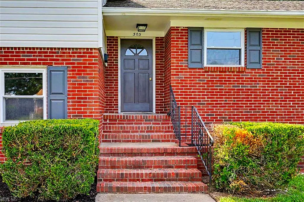 505 Catalpa Dr, Newport News — photo