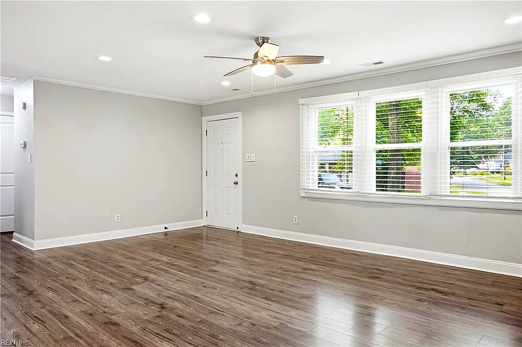 848 Townsend Pl, Norfolk — photo