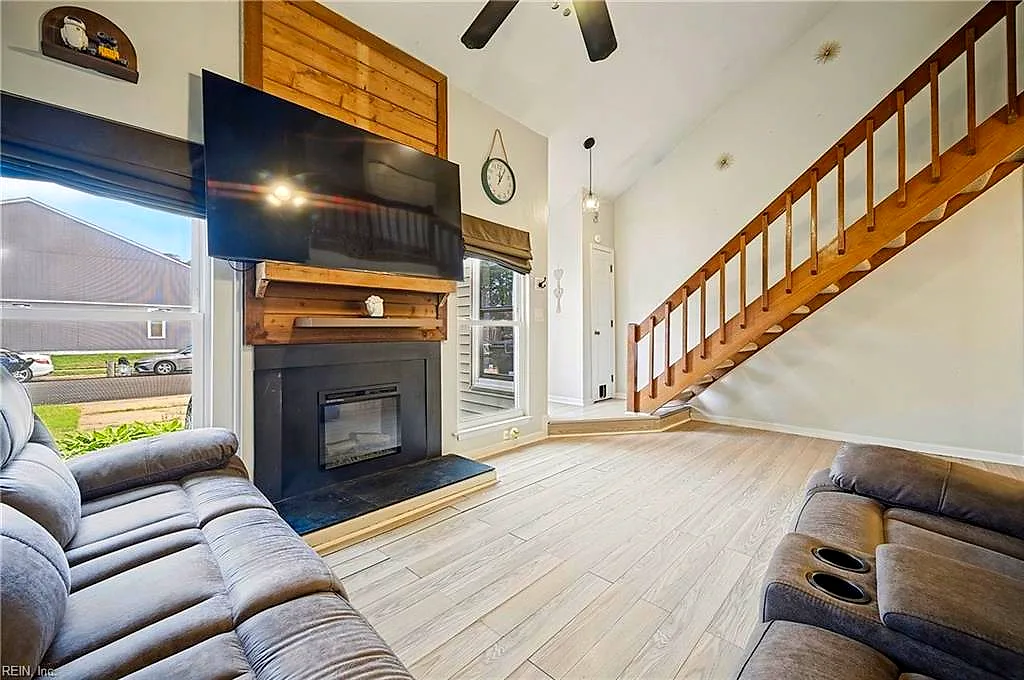 403 Benlea Cir, Virginia Beach — photo