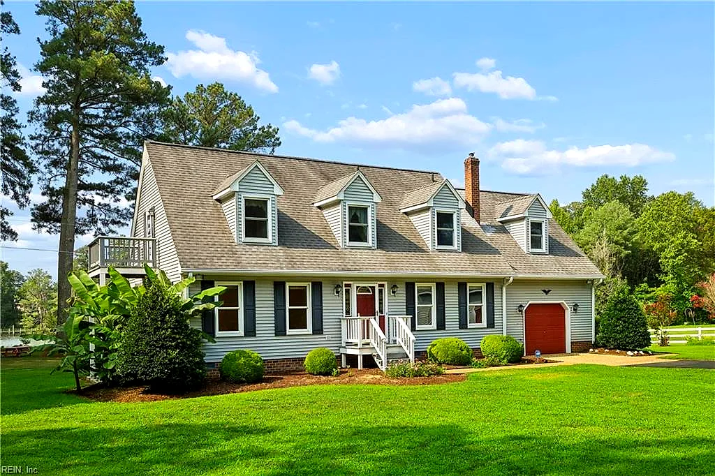 4382 Johns Point Rd, Gloucester — photo