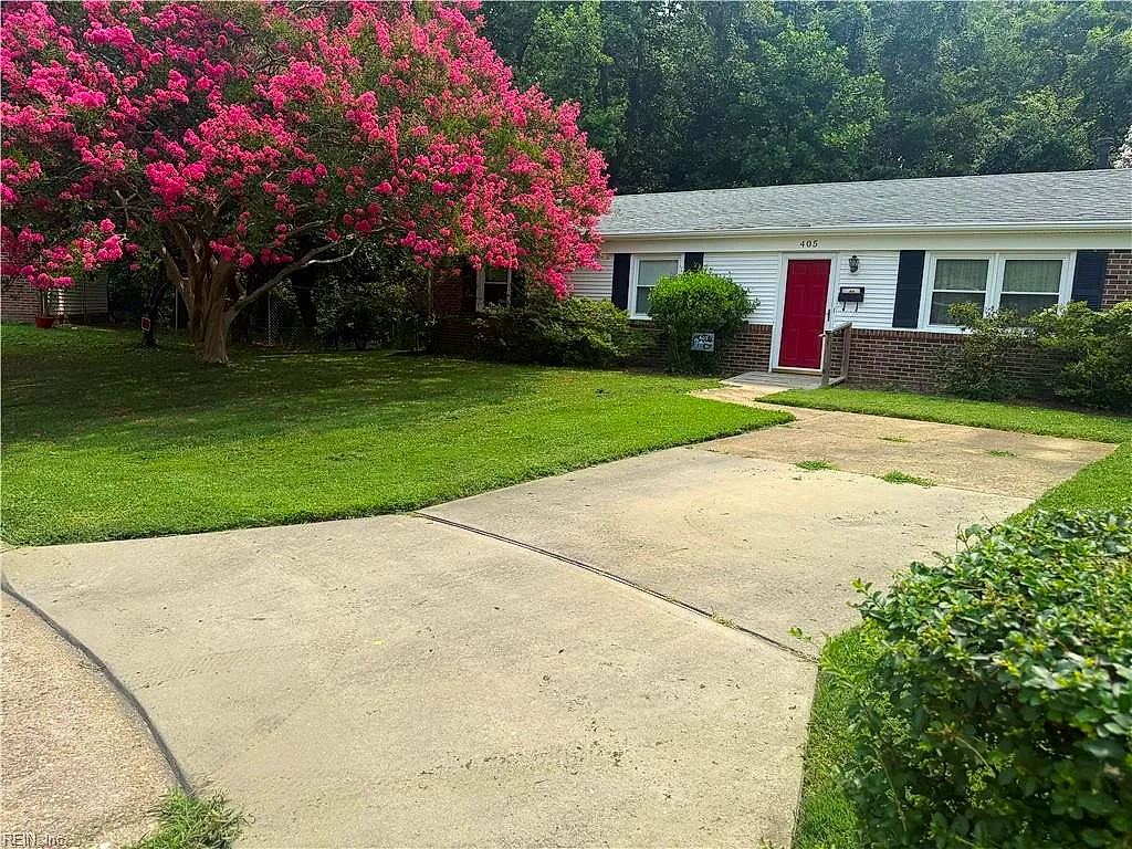 405 Dunmore Dr, Newport News — photo