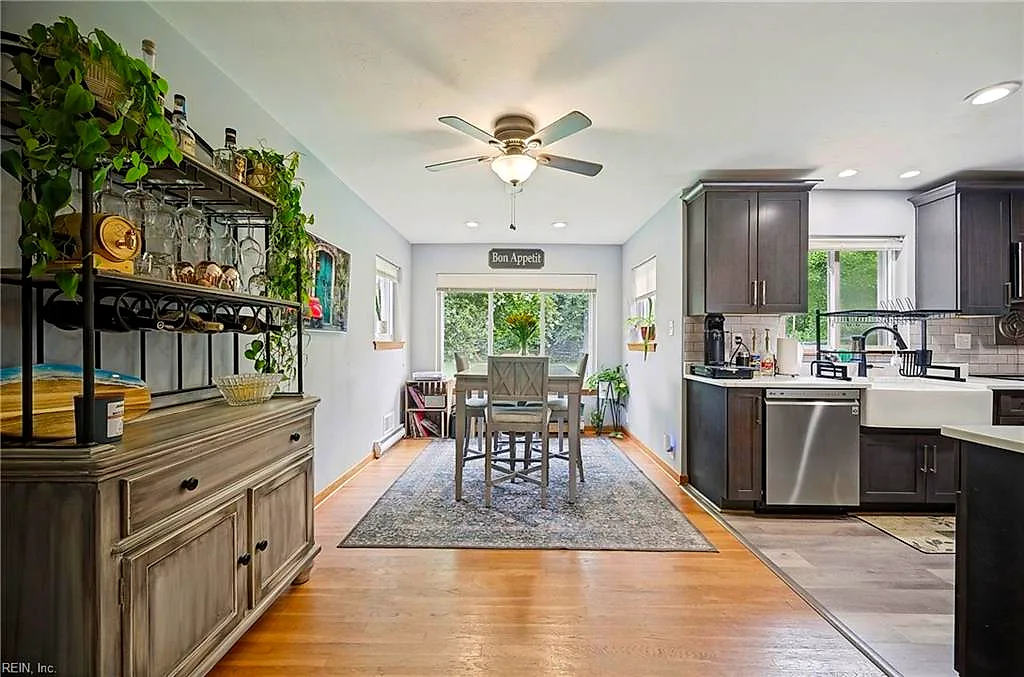 5905 Woodstock Ct, Virginia Beach — photo