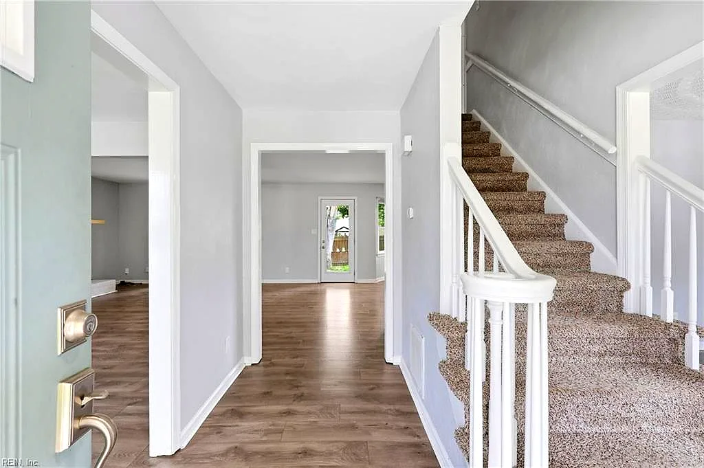 4728 Longmont Rd, Virginia Beach — photo
