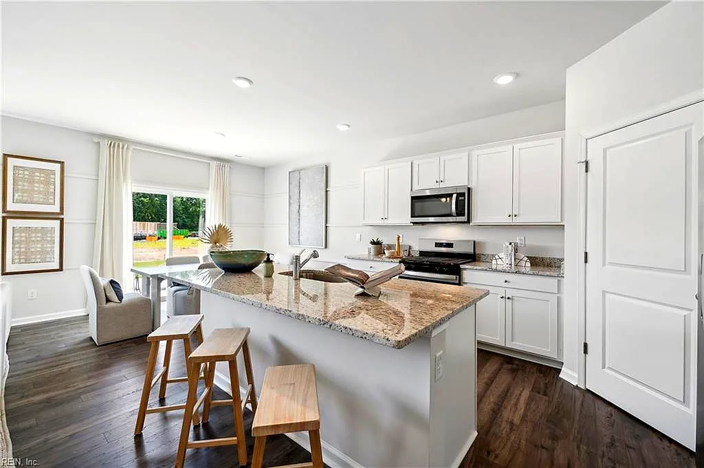 107 Gallop WAY, YORKTOWN VA 23690