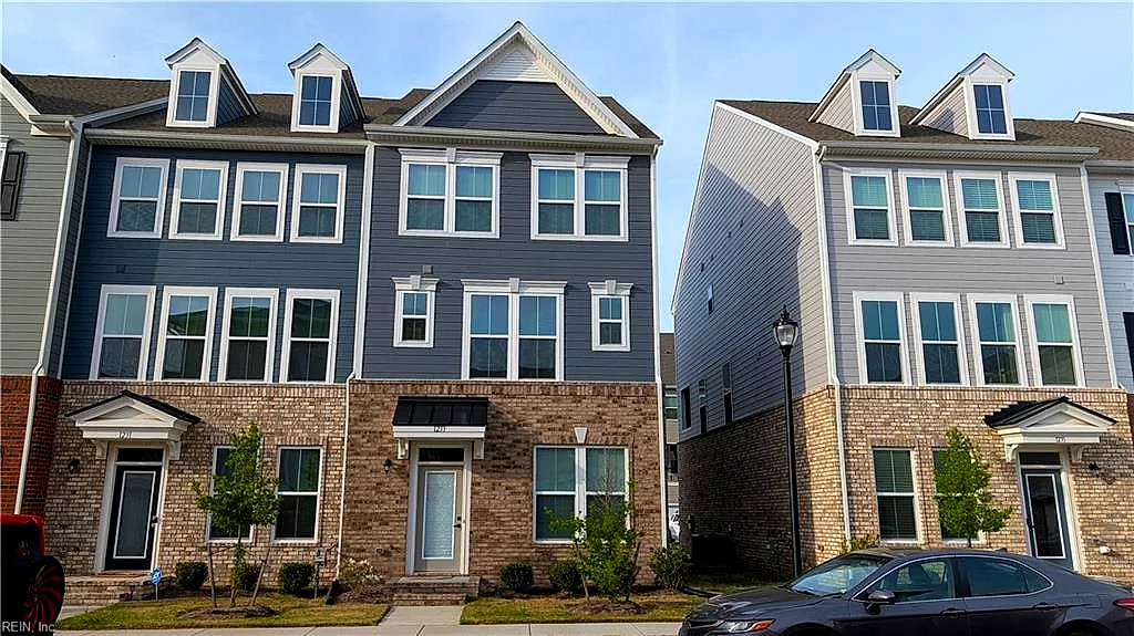 1233 Worden Way, Suffolk — photo