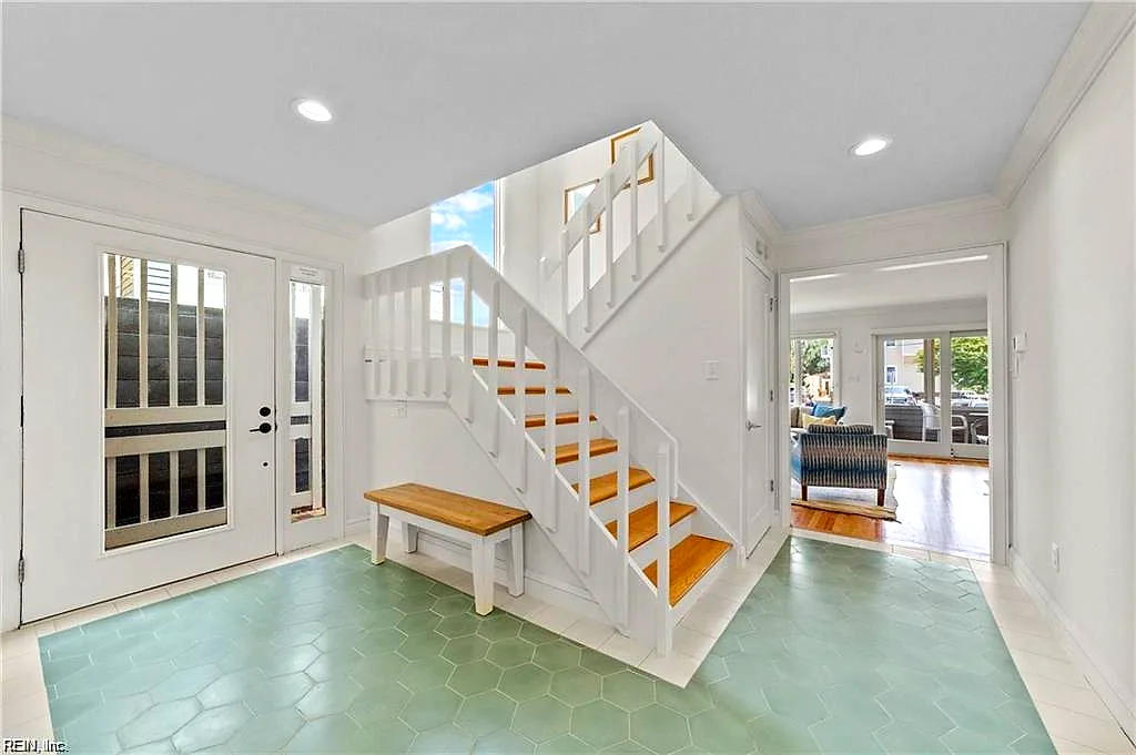 109 83rd St, Virginia Beach — photo