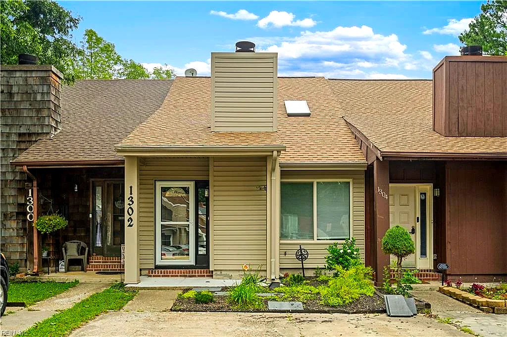 1302 Elk CT, VIRGINIA BEACH VA 23464