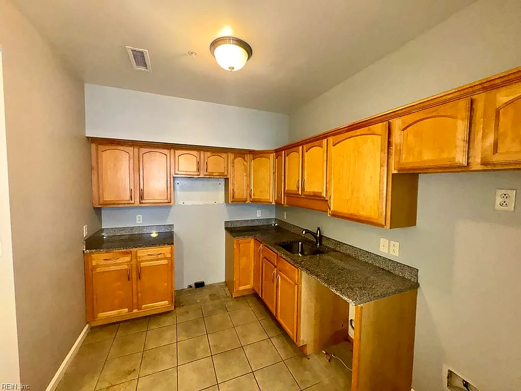 249 W Freemason St #200, Norfolk — photo