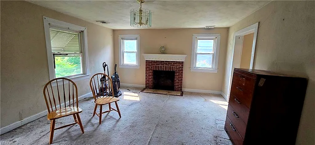 104 Earl Ct, Suffolk — photo