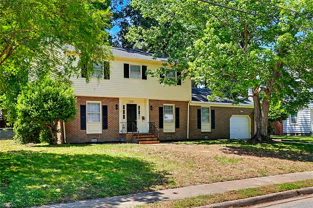 212 Watkins DR, HAMPTON VA 23669