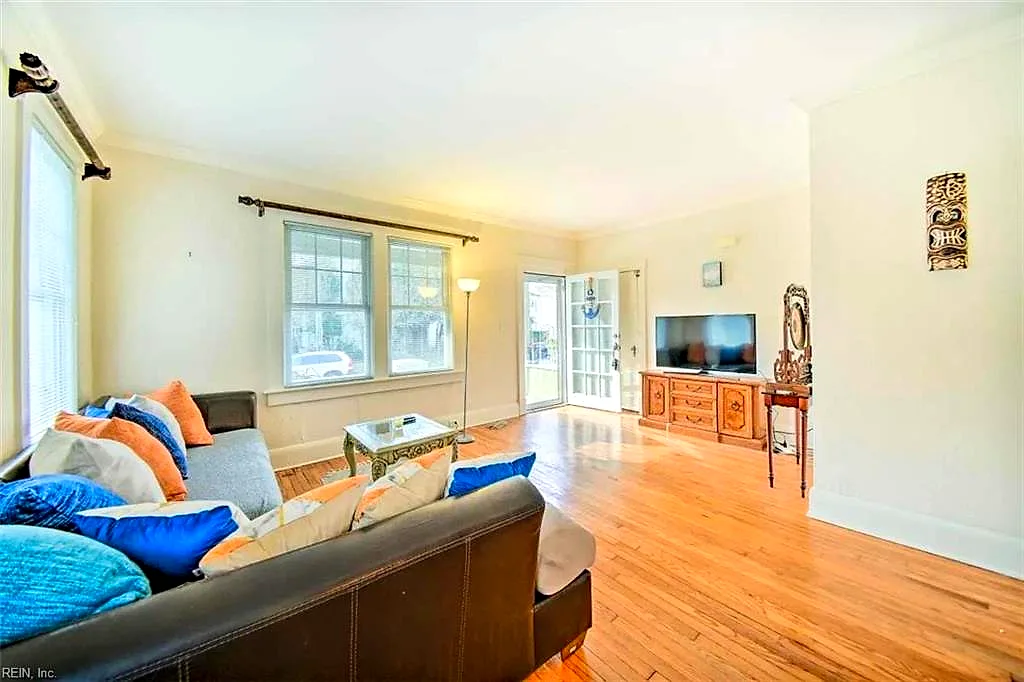 930 Gates Ave, Norfolk — photo