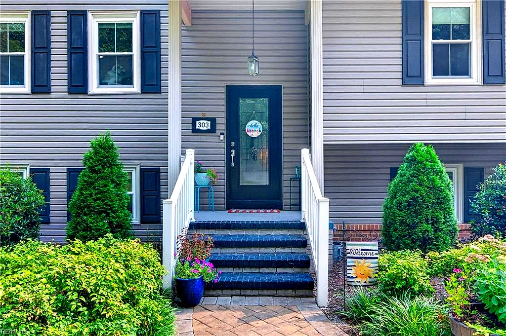 303 Marl Ravine Rd, Yorktown — photo