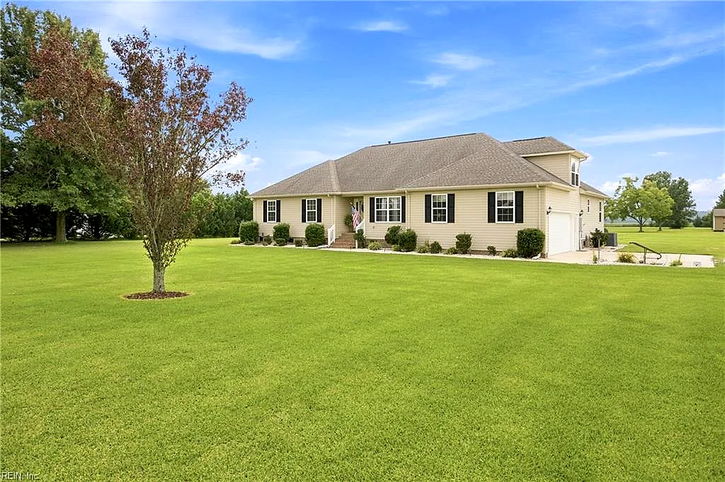 1221 Sanderson RD, CHESAPEAKE VA 23322