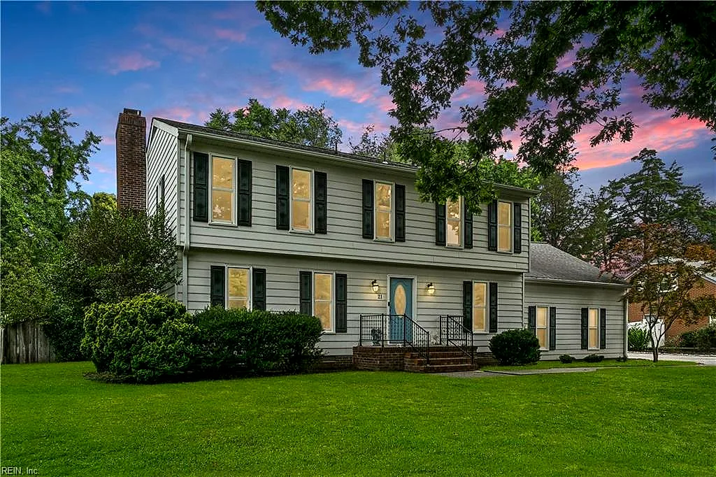 21 E Governor DR, NEWPORT NEWS VA 23602