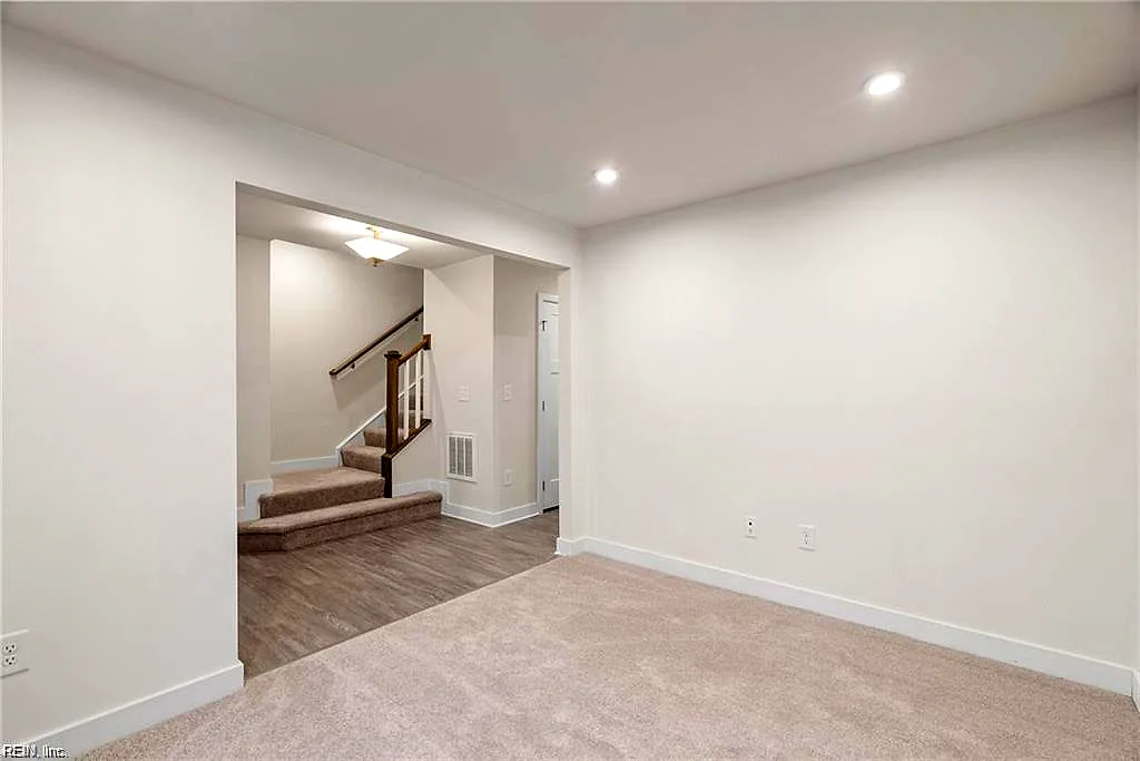 1707 Foremast Loop, Chesapeake — photo